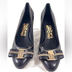 Salvatore Ferragamo VARA BOW PUMPS Black Leather with Gold Accents Size 7.5